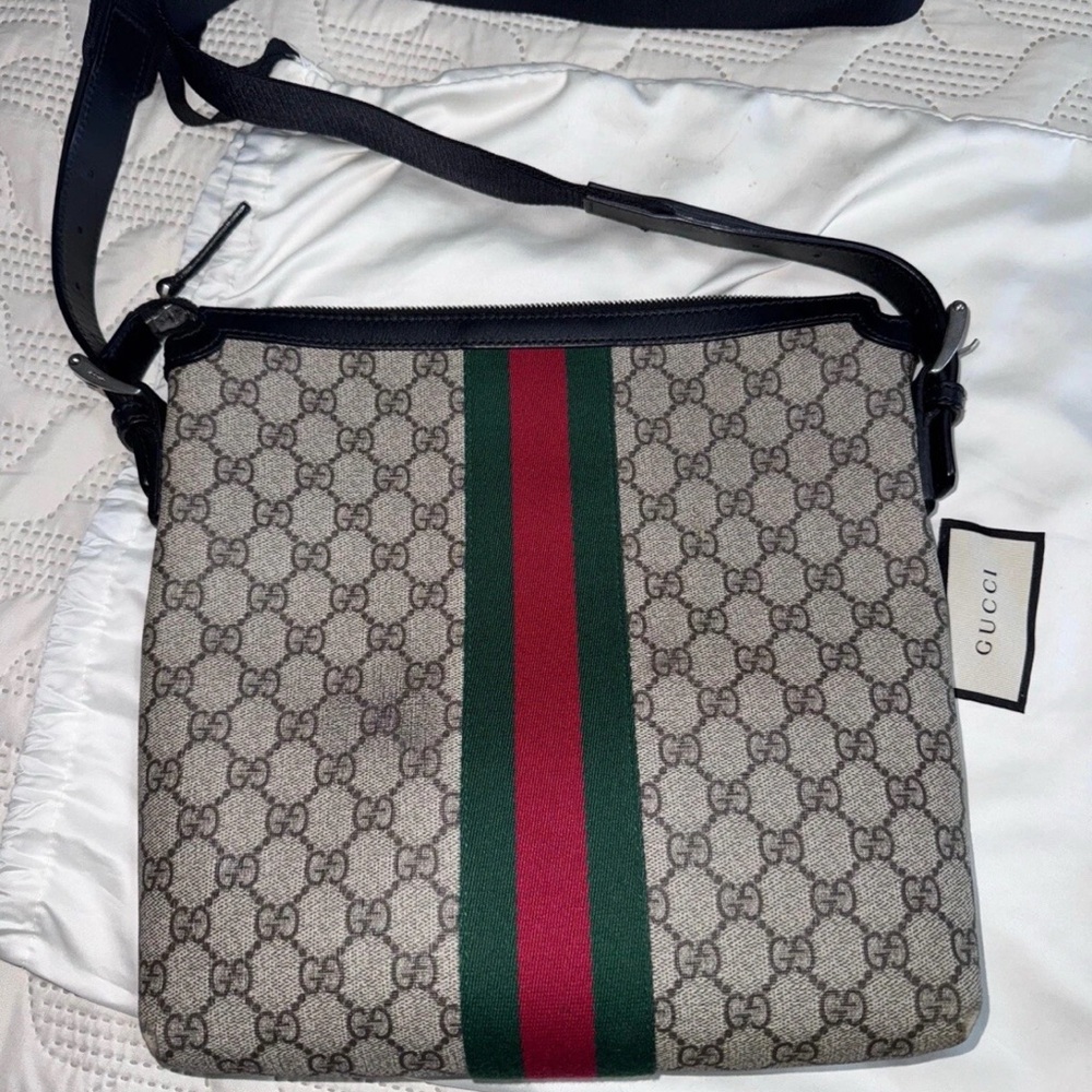 Gucci Gray and Black Messenger Bag with Iconic Design